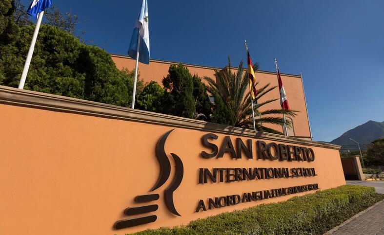 San Roberto International School - San Roberto International School